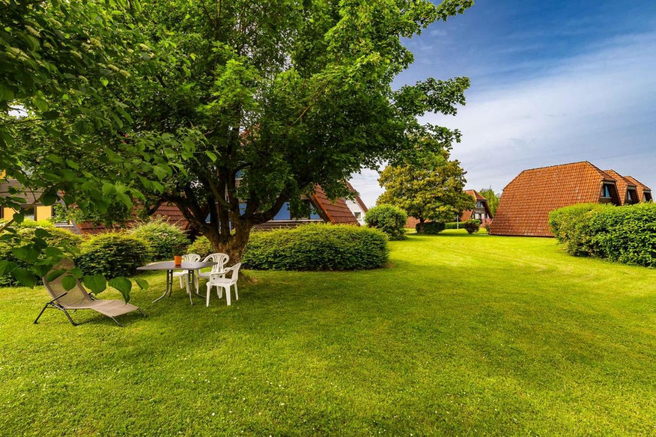 Ferienwohnpark Immenstaad Am Bodensee Nurdachhaus Typ 8 Ndt 099 المظهر الخارجي الصورة