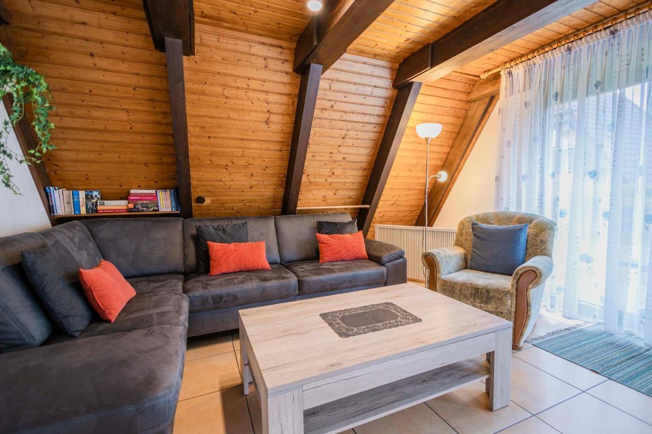 Ferienwohnpark Immenstaad Am Bodensee Nurdachhaus Typ 8 Ndt 099 المظهر الخارجي الصورة